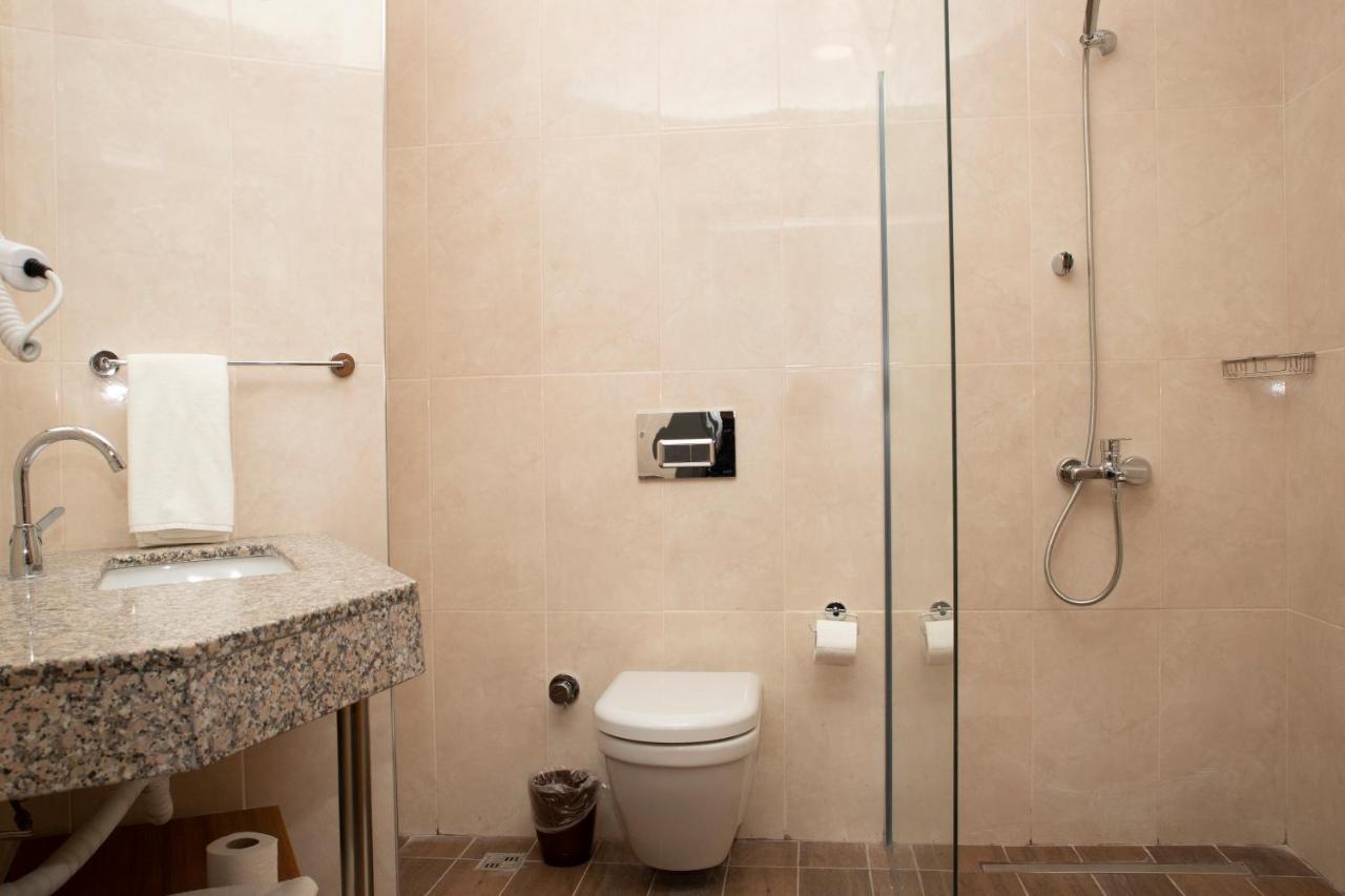 Business Express Hotel Tekirdağ Bagian luar foto