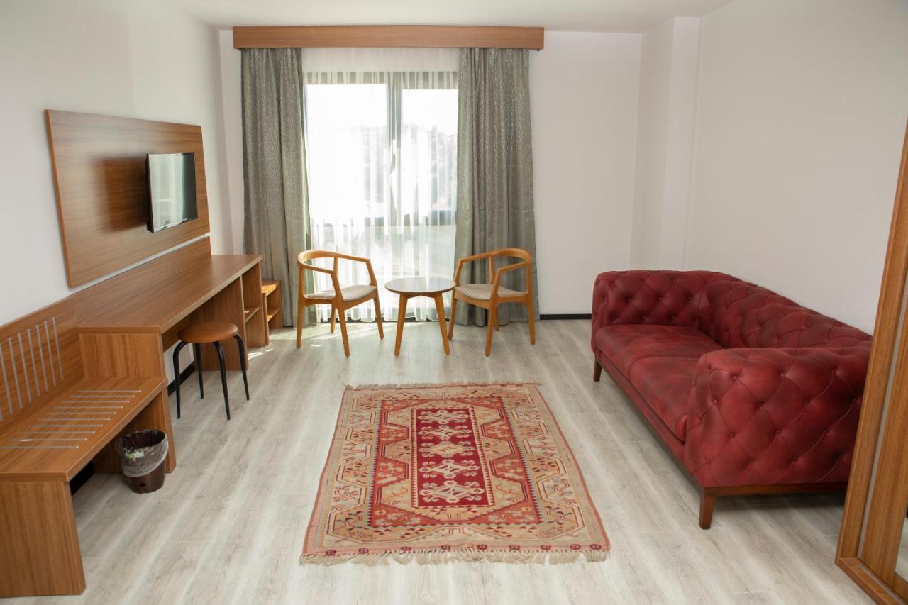 Business Express Hotel Tekirdağ Bagian luar foto